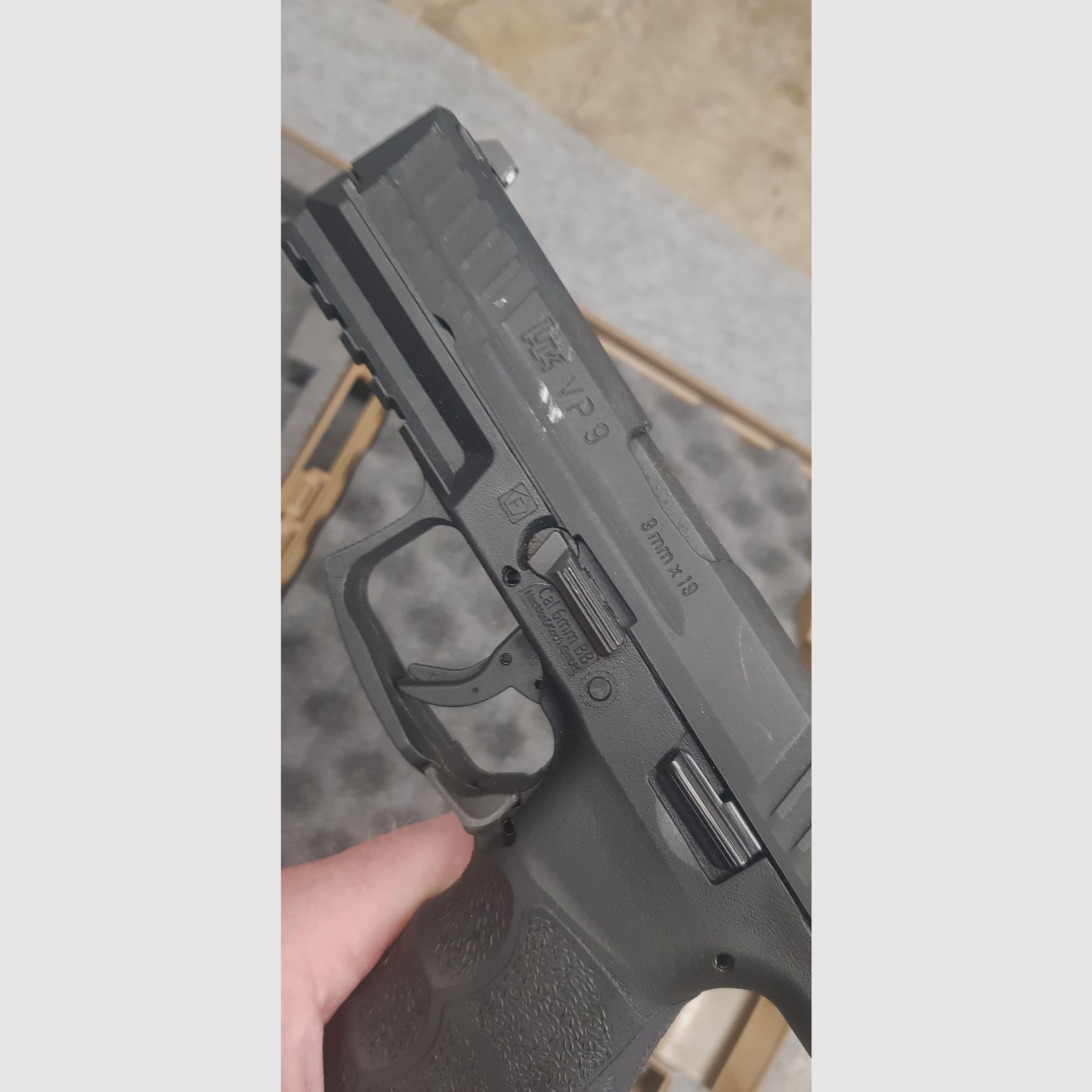 Heckler & Koch VP9 Softair-Pistole Kaliber 6 mm BB Gas Blowback Softair Pistole  6mm BB 