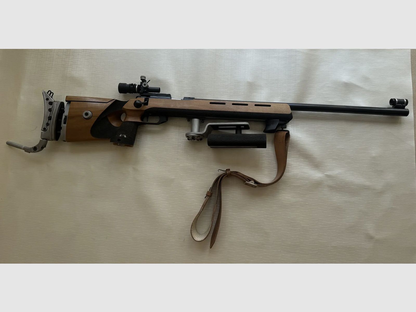 Anschütz Super-Match Modelo 1813 Olímpico 84 Calibre .22 l.r.