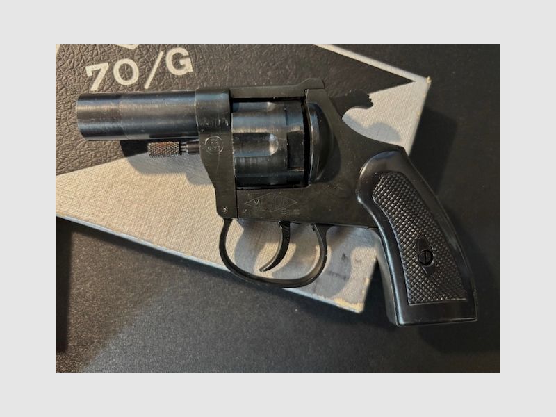ME Cuno Melcher Schreckschuss- Gasrevolver ME 70/G, 6mm Flobert mit integriertem Abschussbecher