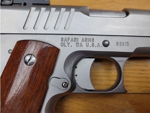 Excellent Pistolet Olympics Arms / Safari – Modèle Enforcer – Type Colt Commander – moins de 4 pouces – calibre 45 ACP – TBE