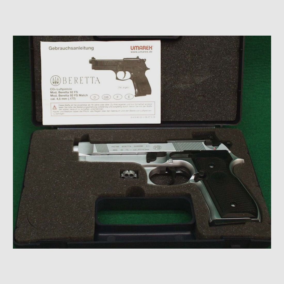 Umarex Beretta 92FS, Steel Finish, CO2 Pistole