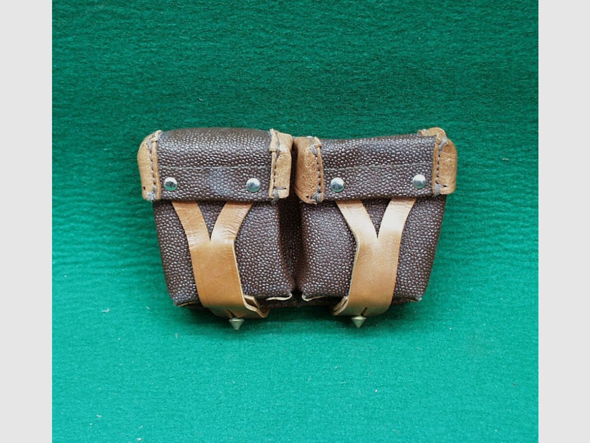 unbekannt	 Patronen/Magazin-Tasche, Bild 1 von 2