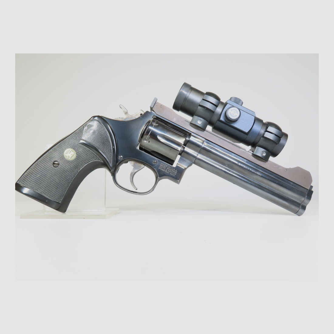 Smith & Wesson 586 - 2