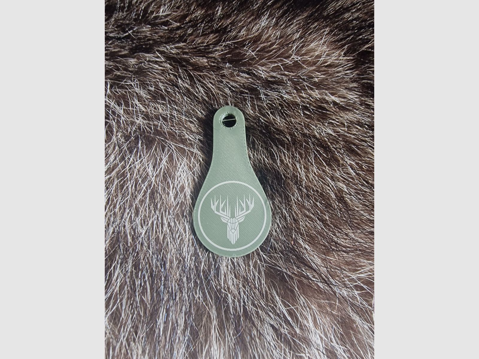 Einkaufswagenöffner mit jagdlichen Motiven