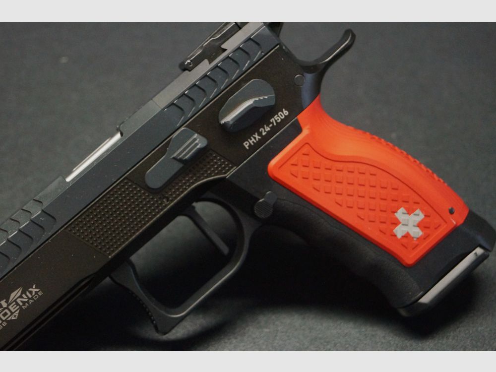 Phoenix Predator Swiss SAO, Bild 5 von 8