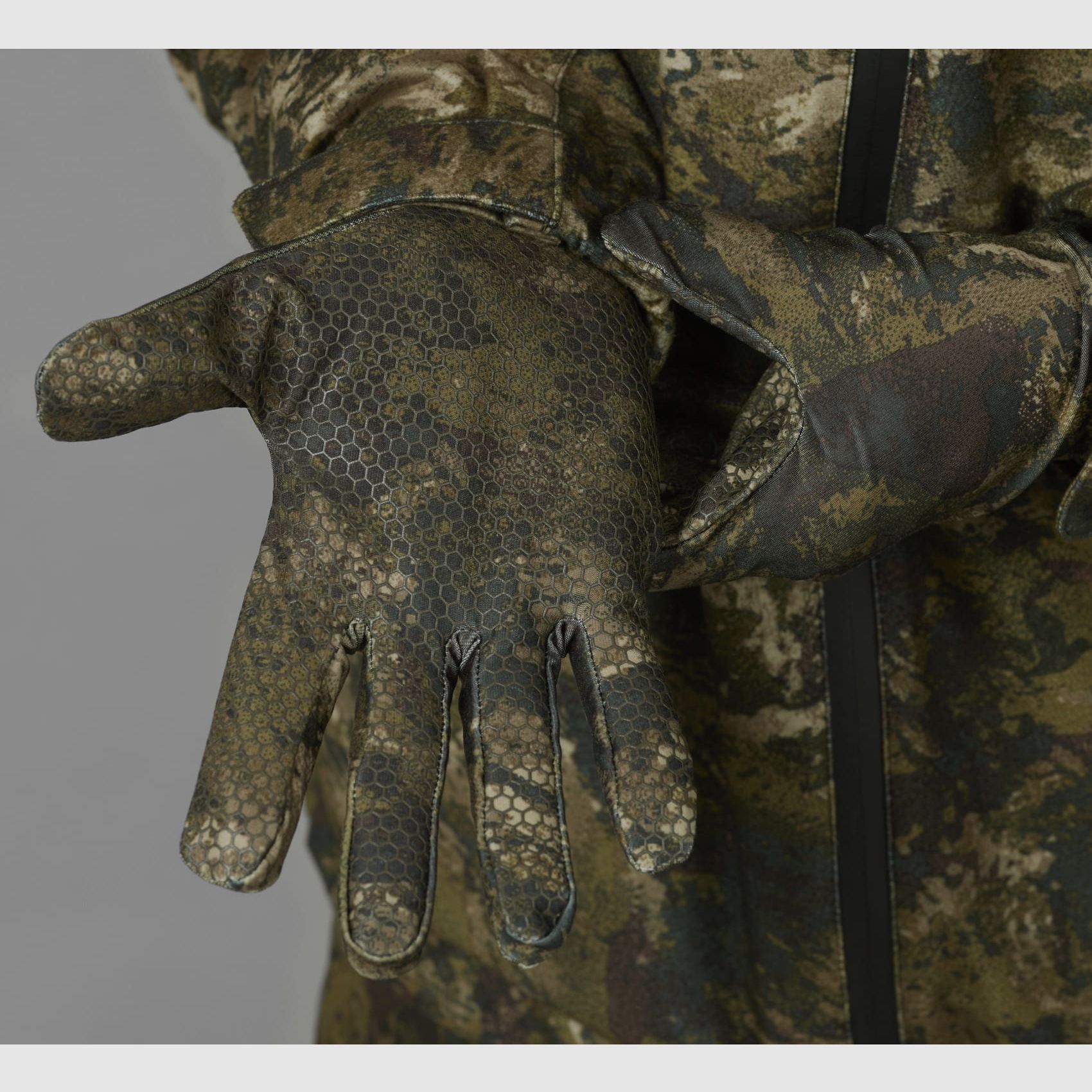 Seeland Scent Control Camo Gloves - InVis Green, image 2 of 4