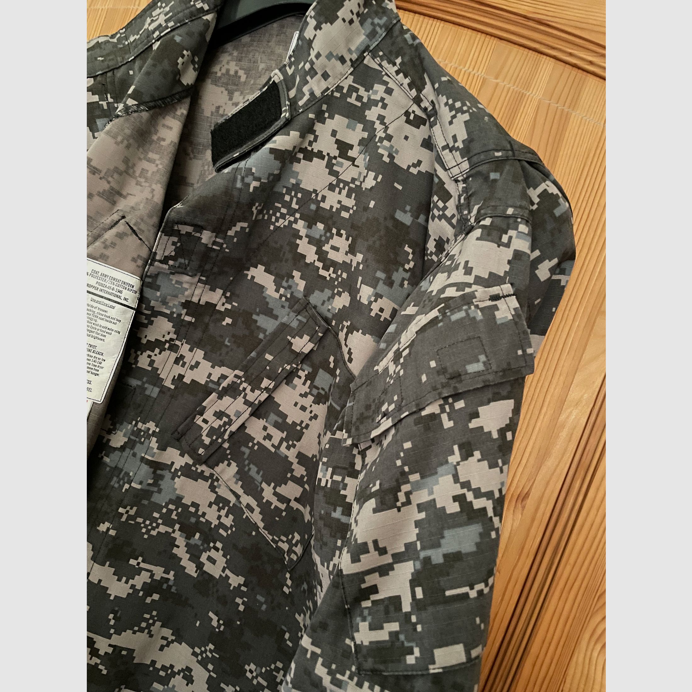 US Army Combat Uniform Jacke Propper digital urban Camo Medium Regular