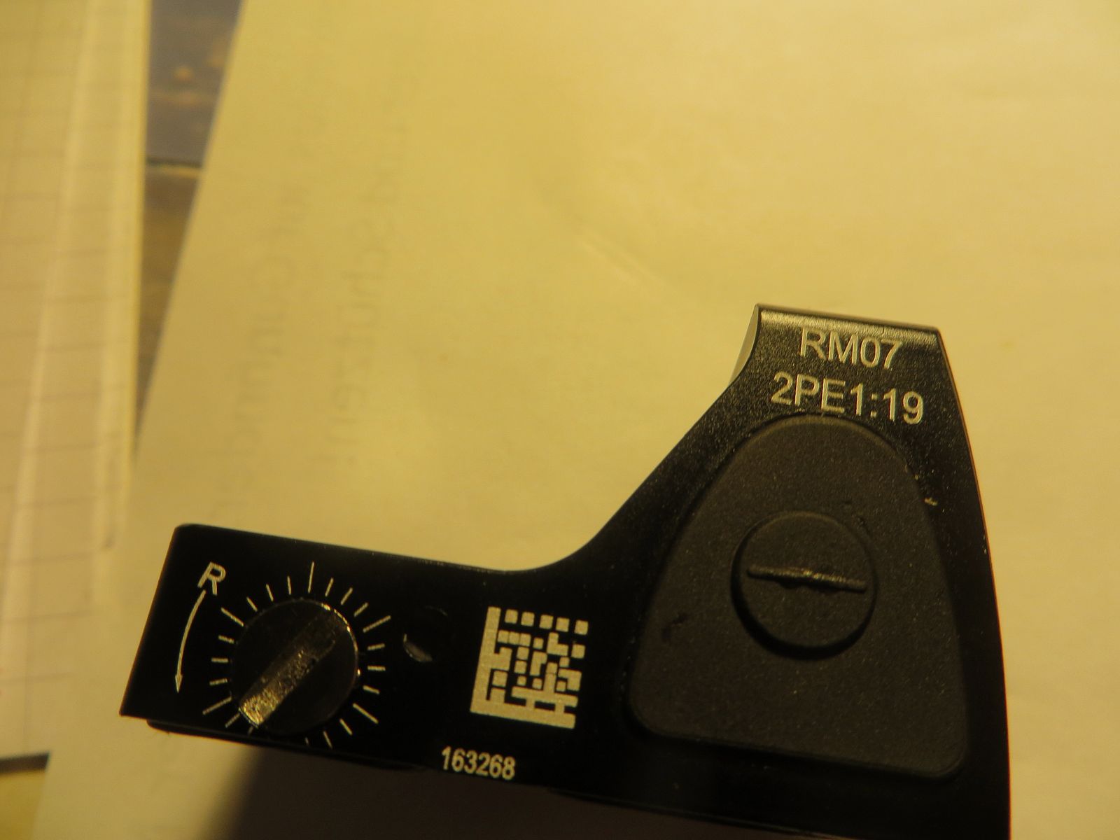 Leuchtpunktvisier TRIJICON  RM 07 RMR 6MOA mit verschiedene Foodprints