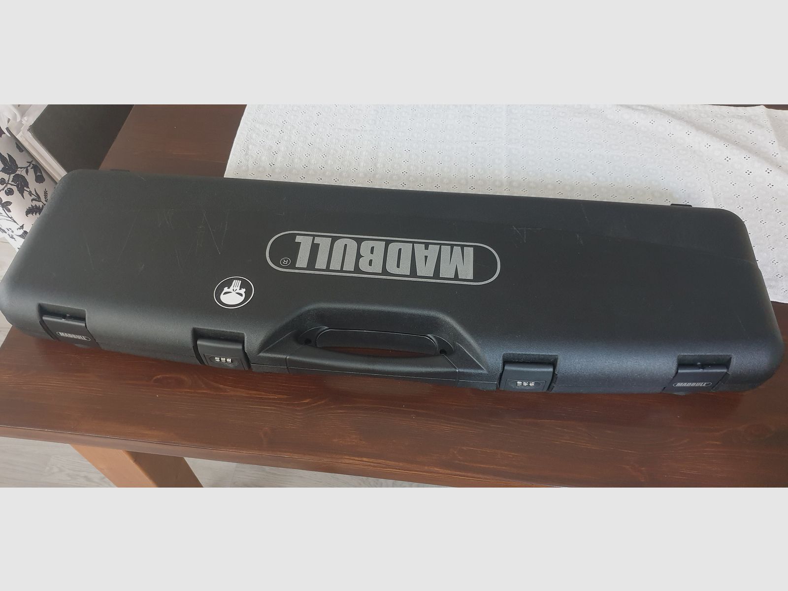 AEA MEGALODON with case and silencer