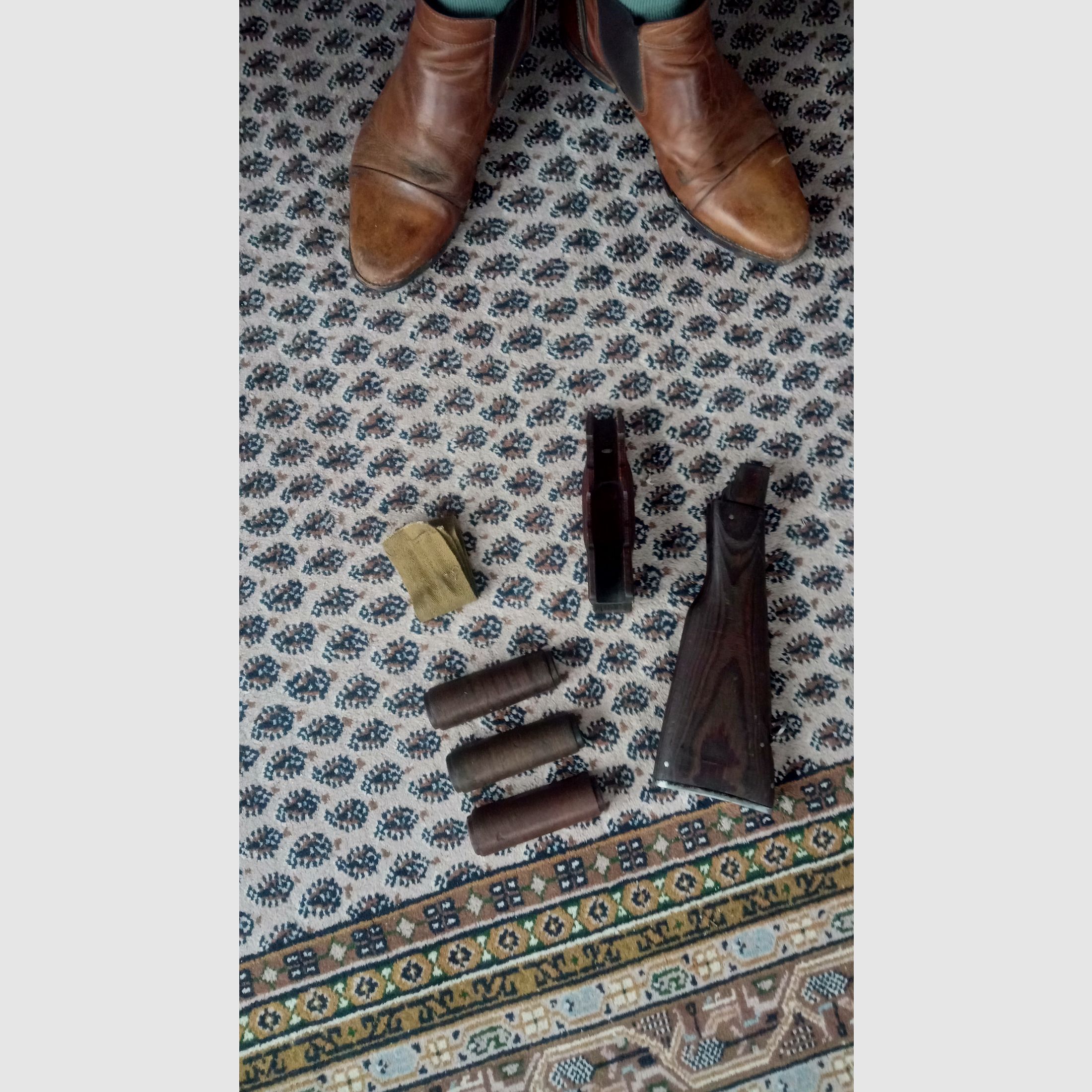 AK stock set wood laminate dark brown presumably Russian // stock and handguard // AKM & AK74 / can also be fitted into Cybergun GSG Co2 AK47