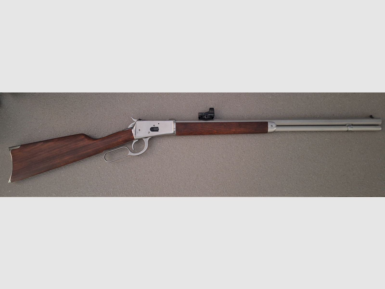 Puma Octagonal, Rossi .44 Magnum 24 inch stainless con Burris Fastfire 3