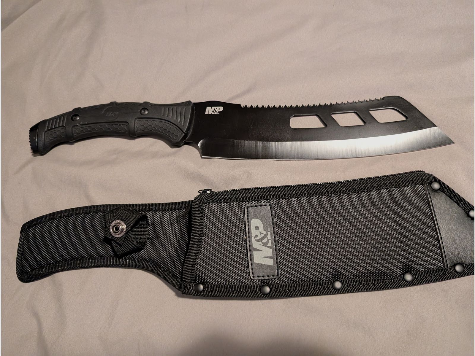 Smith & Wesson - Machete - Extraction and Evasion