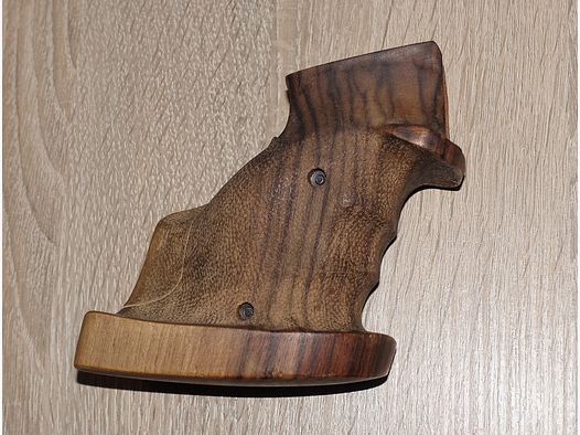 Vormgreep voor FWB LP2 / C20 Matchpistool in zeer goede staat, ongewerkt