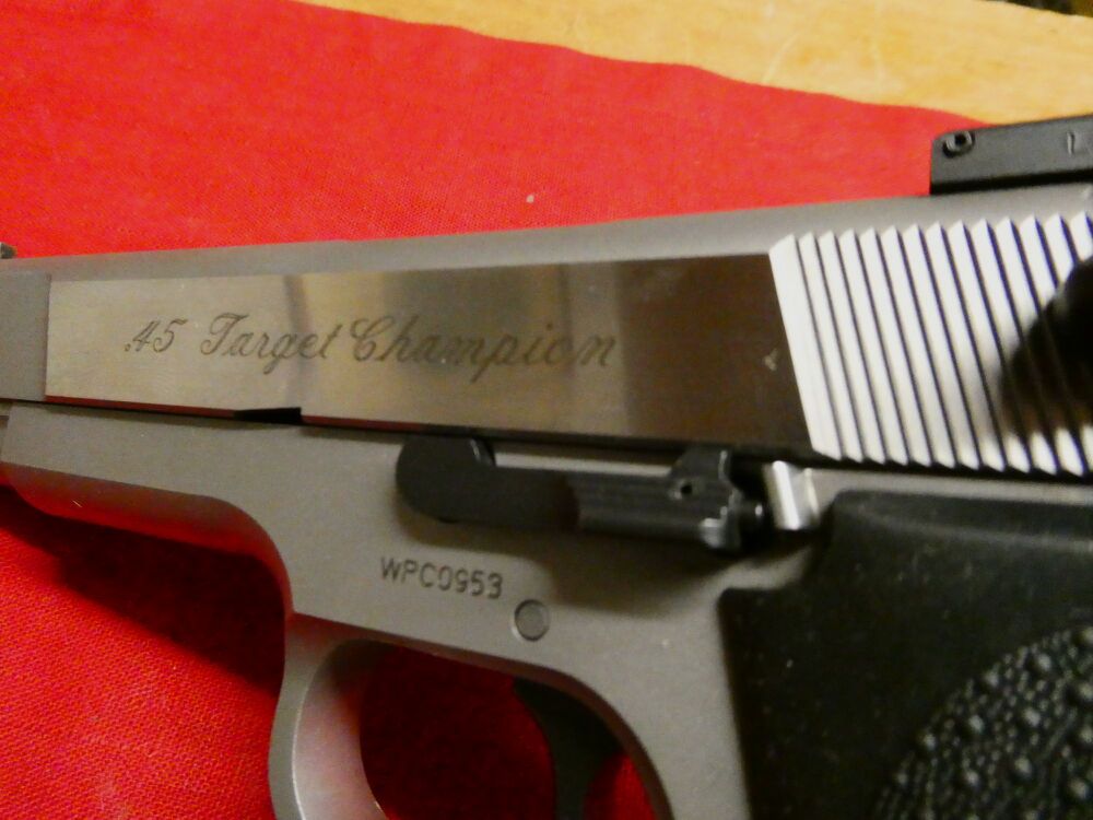 Smith & Wesson - Performance Center .45 Target Champion