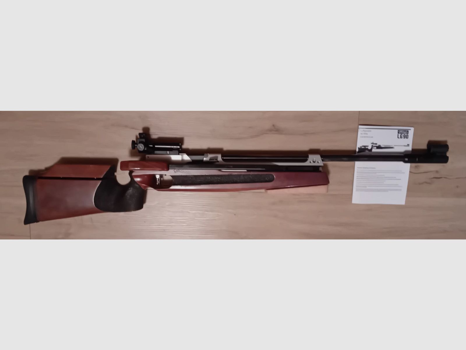 Walther LG 90   Culata derecha