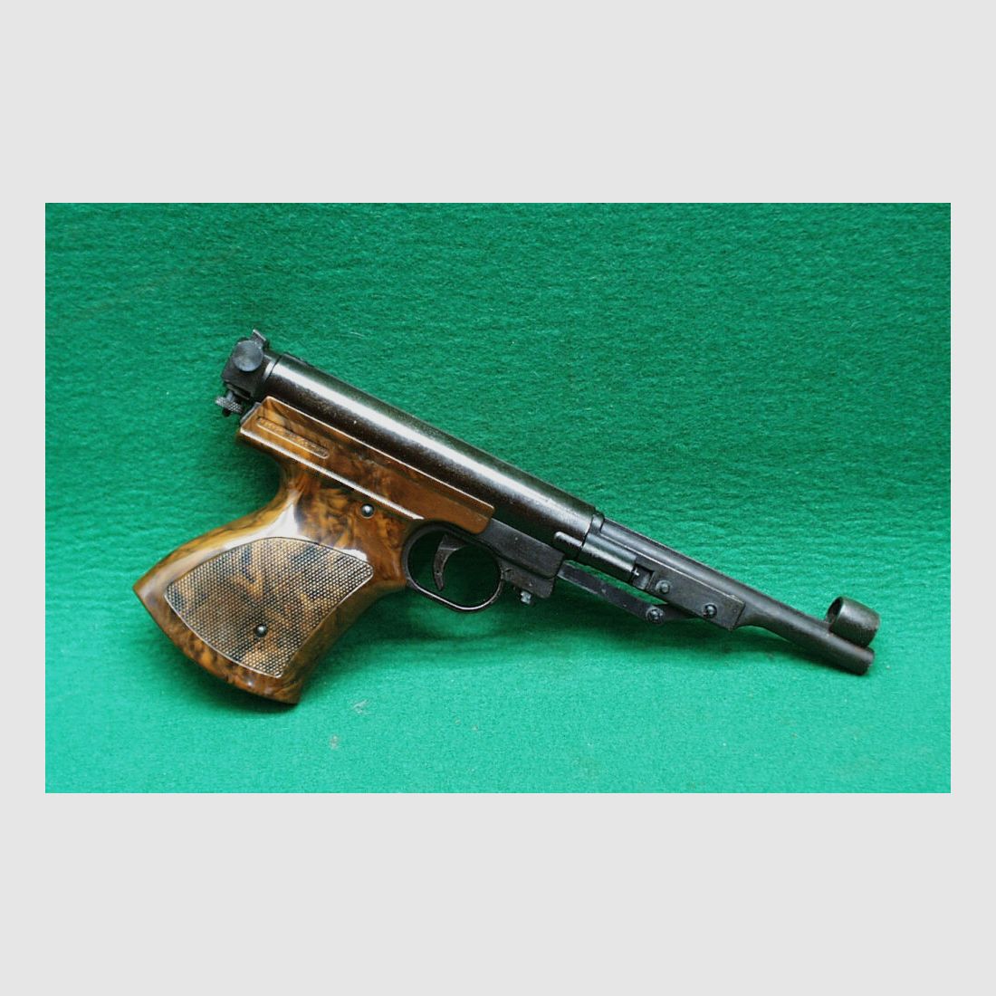 Record air pistol