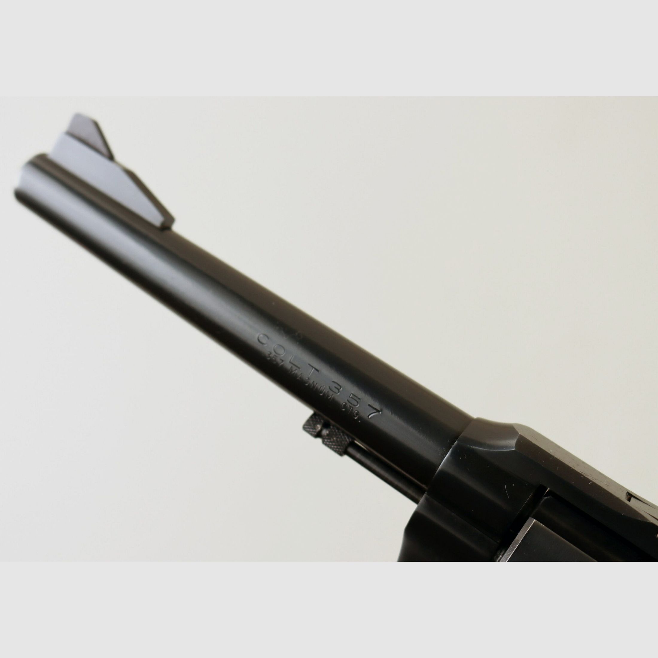 Colt revolver mod. Three Fifty Seven kal. 357 mag. matr. 24630, afbeelding 6 van 9