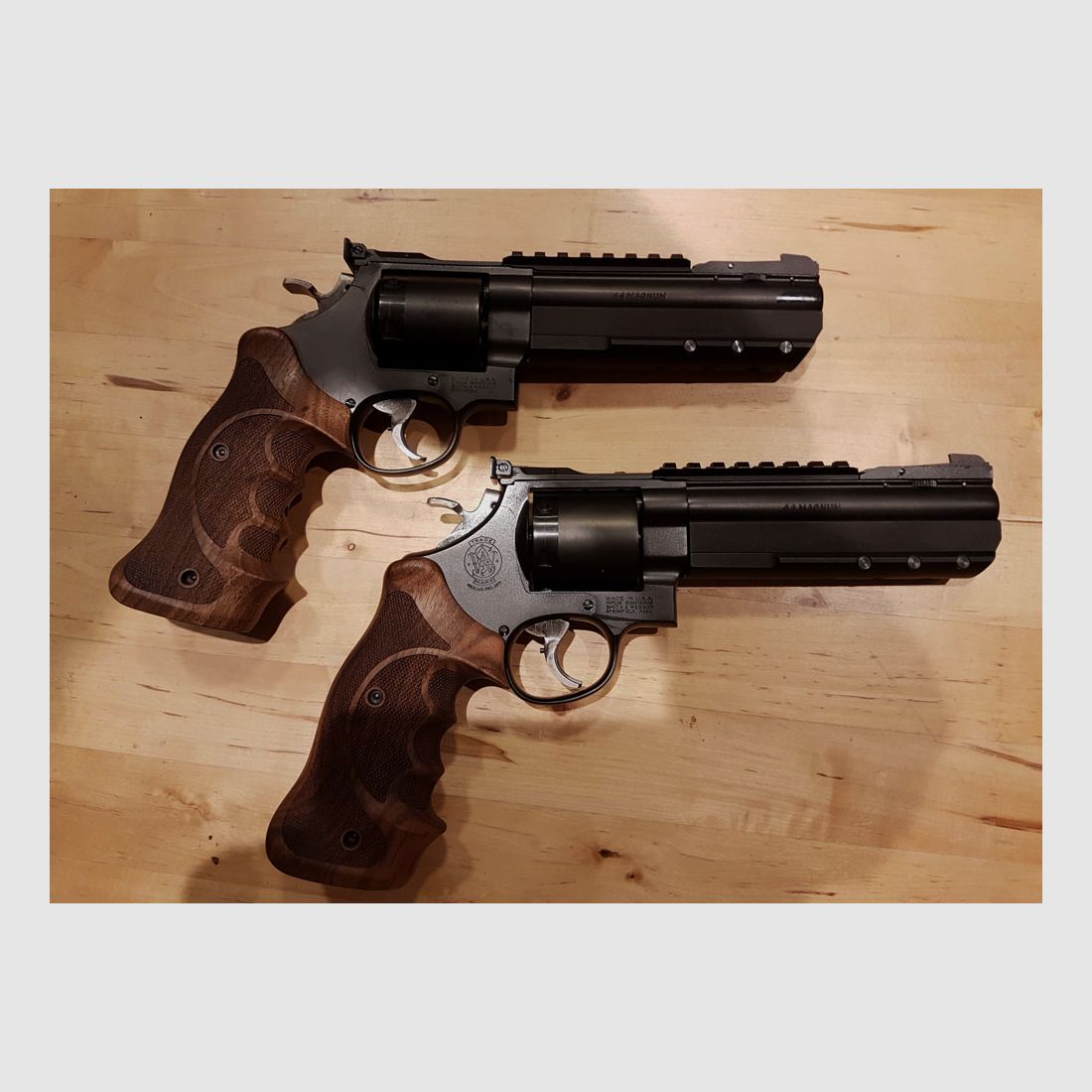 ZWARKE AANGEPASTE PRAKTISCHE DOEL S&W Mod. 29-3, 6" Zoll .44 Magnum