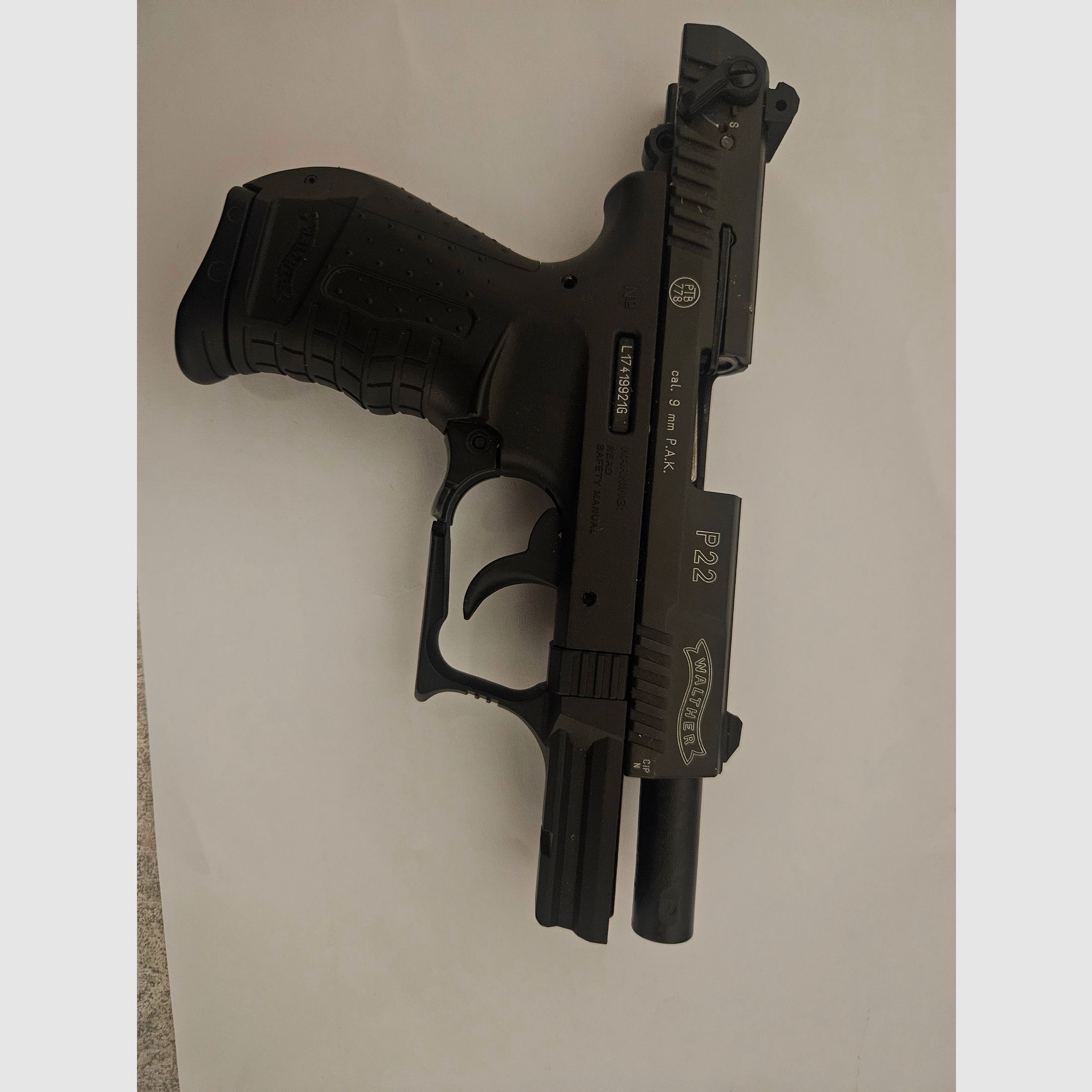 Walther P22 9mm PAK Schreckschuss