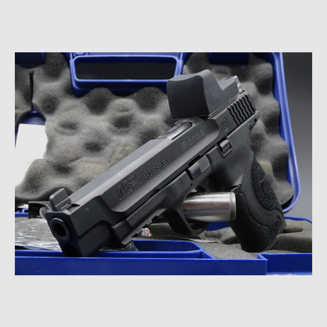 Smith & Wesson M&P 9 Pro Series CORE mit Pointer Trijcon	 M&P 9 Pro Series