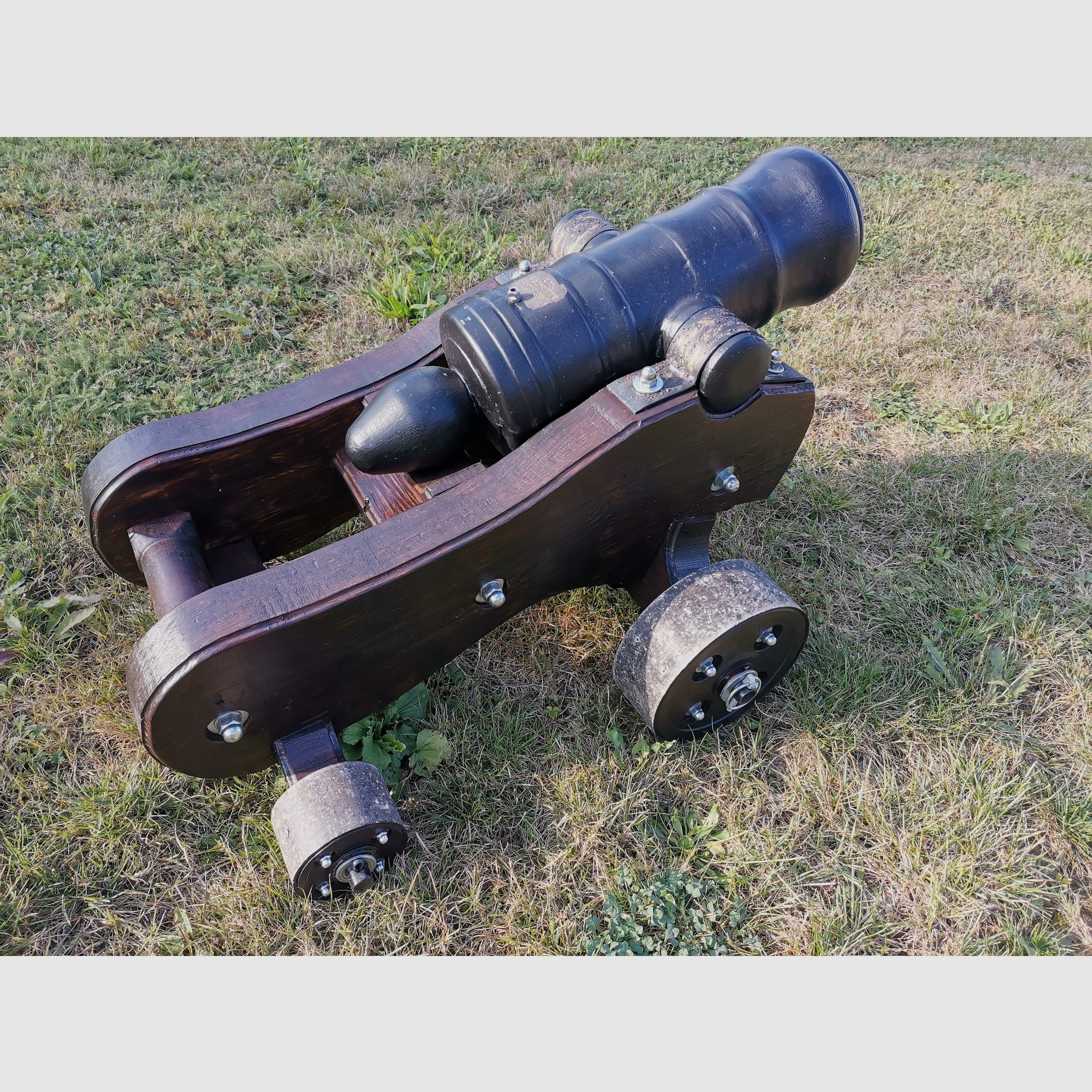 Große Böllerkanone Kaliber 75mm inkl. neuen Beschuss Vorderlader Kanone