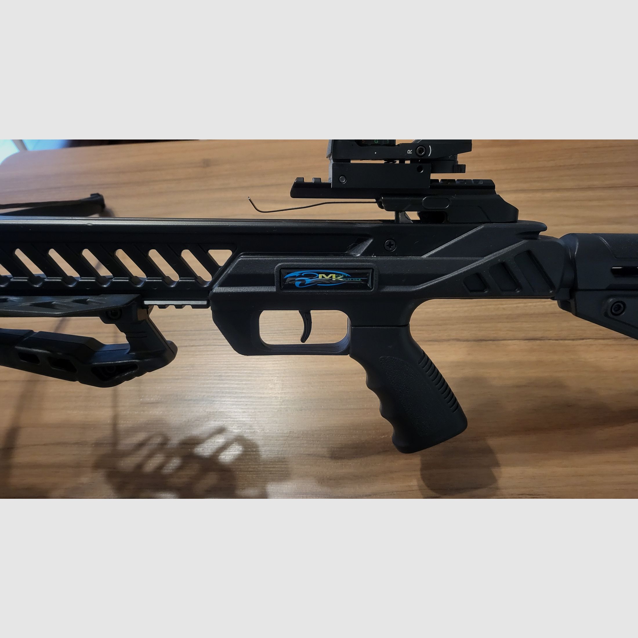 Man Kung MK-XB52 Stalker Compound-Armbrust | Red Dot | Spannhilfe | Bolzen | Top Zustand