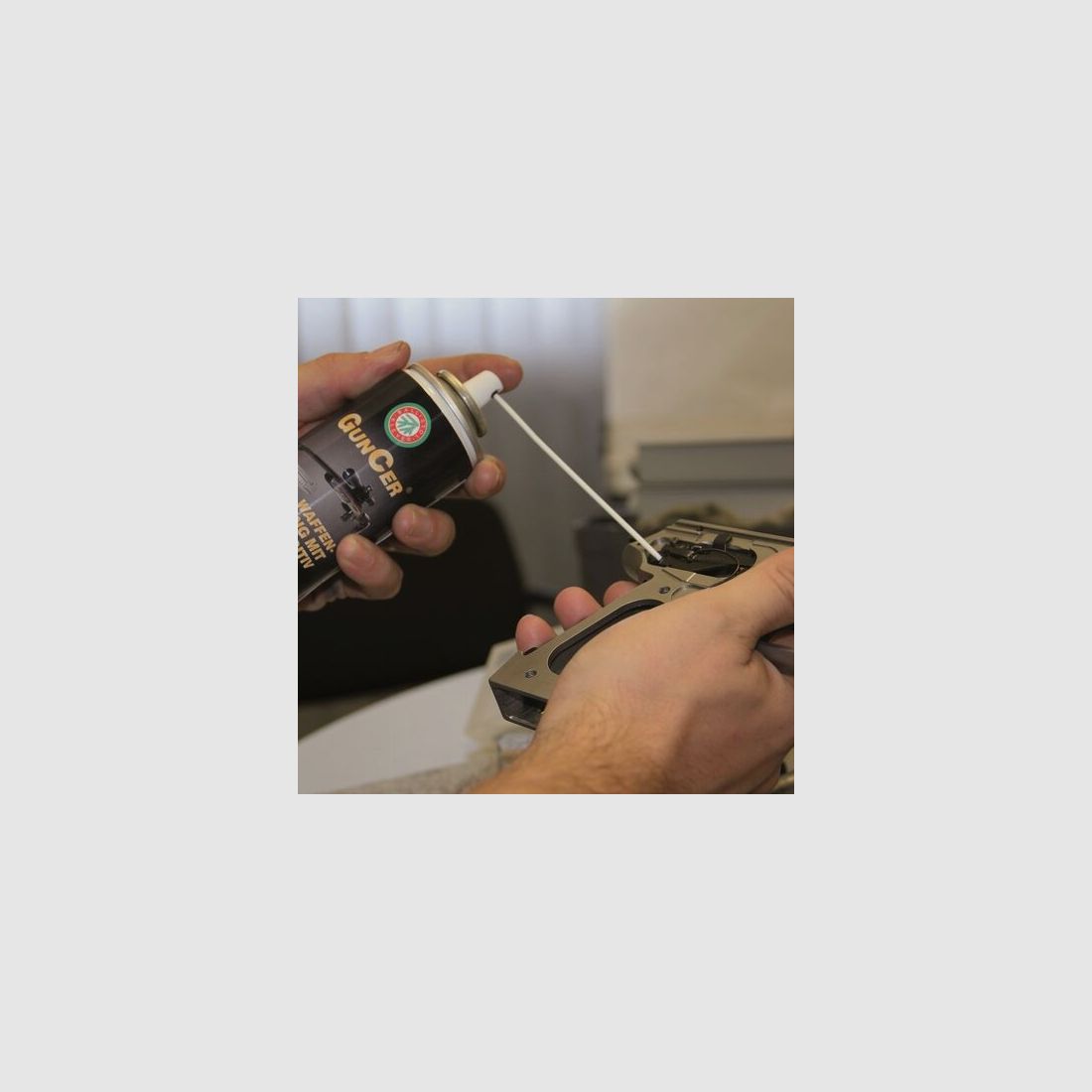 BALLISTOL aceite para armas spray GunCer 50 ml