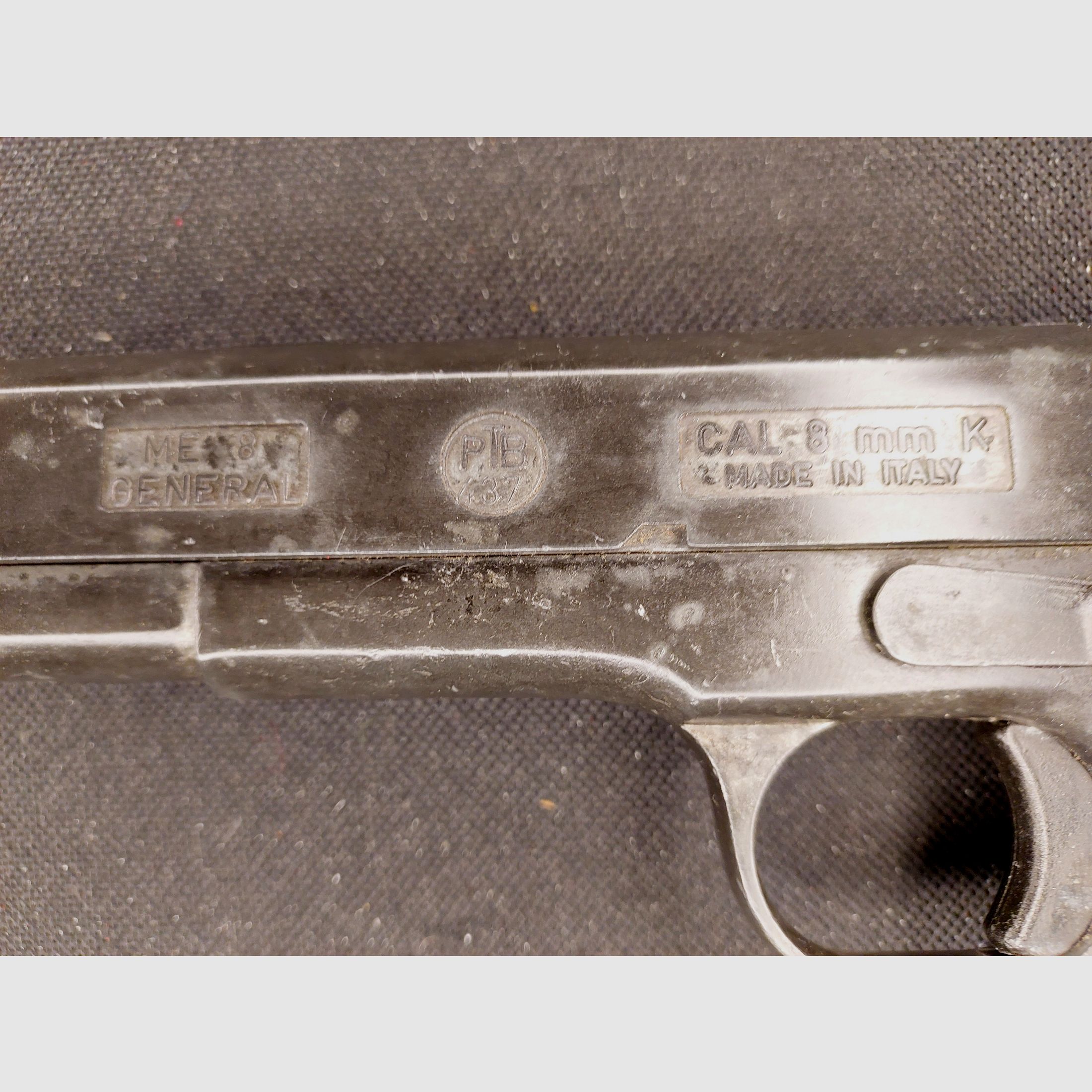 ME 8 General blank firing pistol cal. 8 mm bang (PTB 437) launch cup + 2 magazines