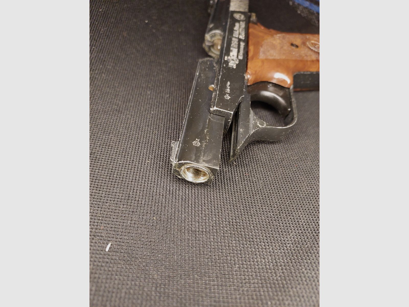 Röhm RG8 (RG 8) Schreckschuss Pistole Kal. 8mm (PTB 154)