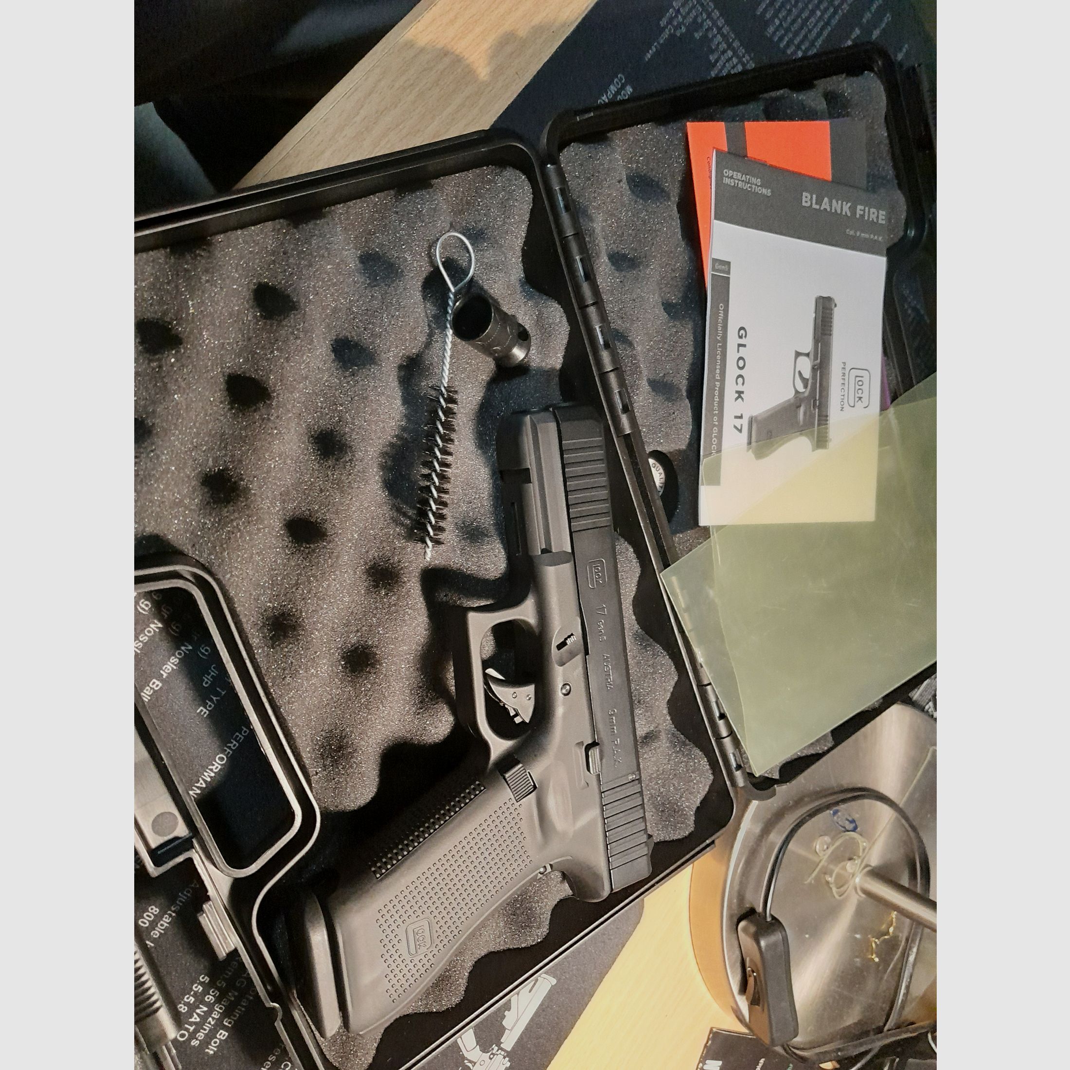 Umarex Glock 17 9mm pak new