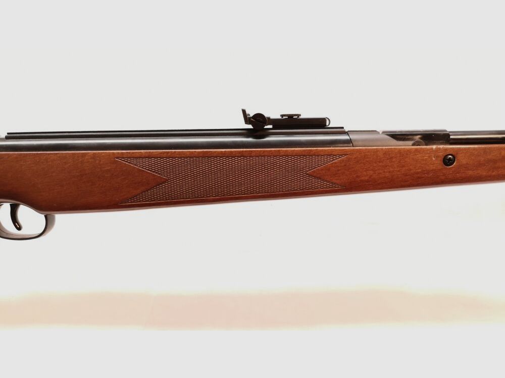 Diana 46