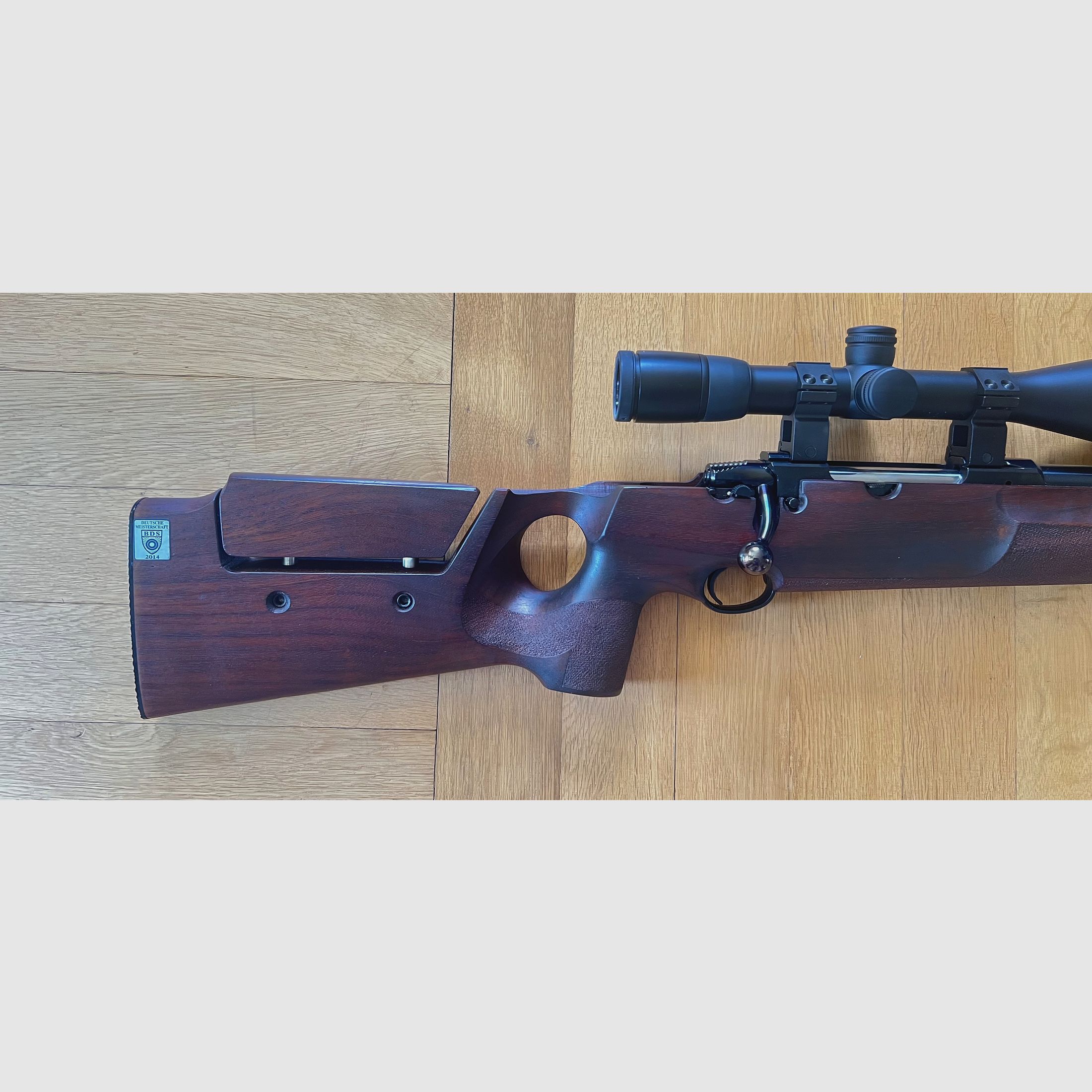 Kongsberg 393 met ZF Weaver 5-25x56mm scope