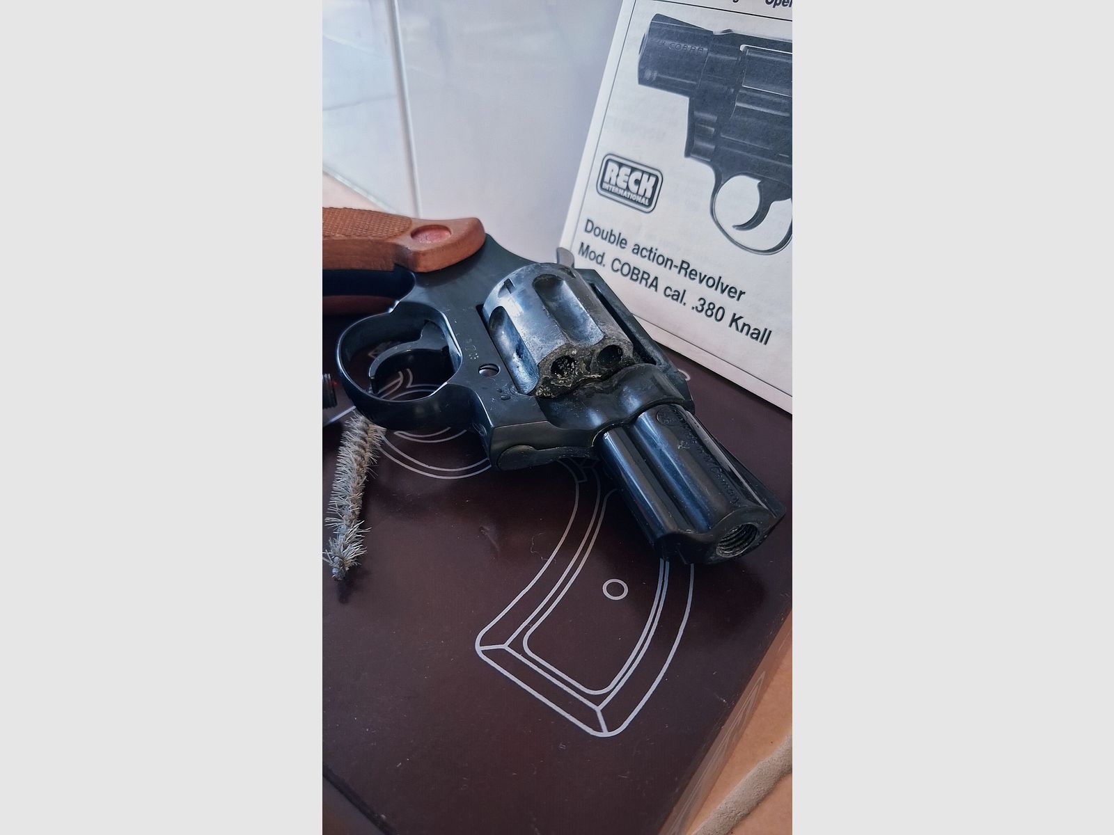 Reck Double Action Revolver Cobra Cal. .380 Blank PTB 216 – Estate find incl. box, brush, manual and firing cup