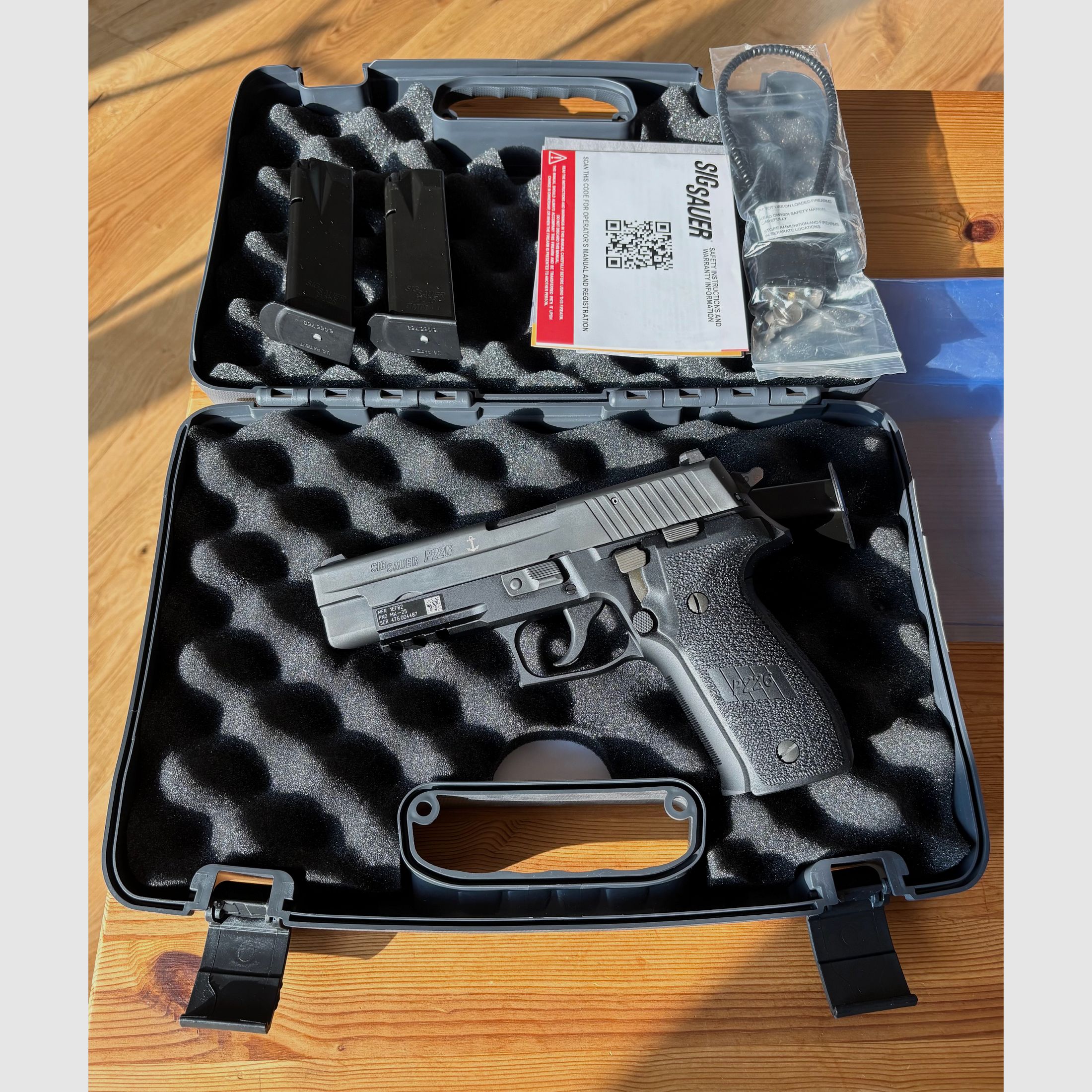 Sig Sauer P226 MK25