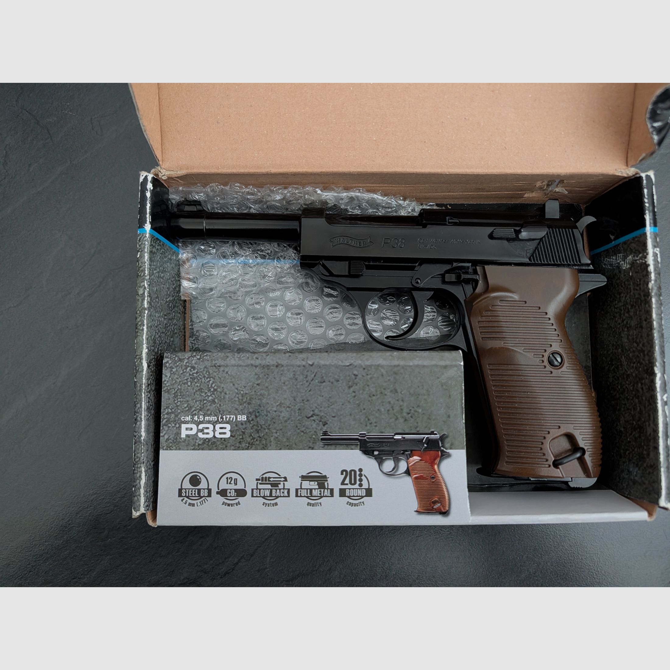 Walther P38 BlowBack cal. 4,5mm BB