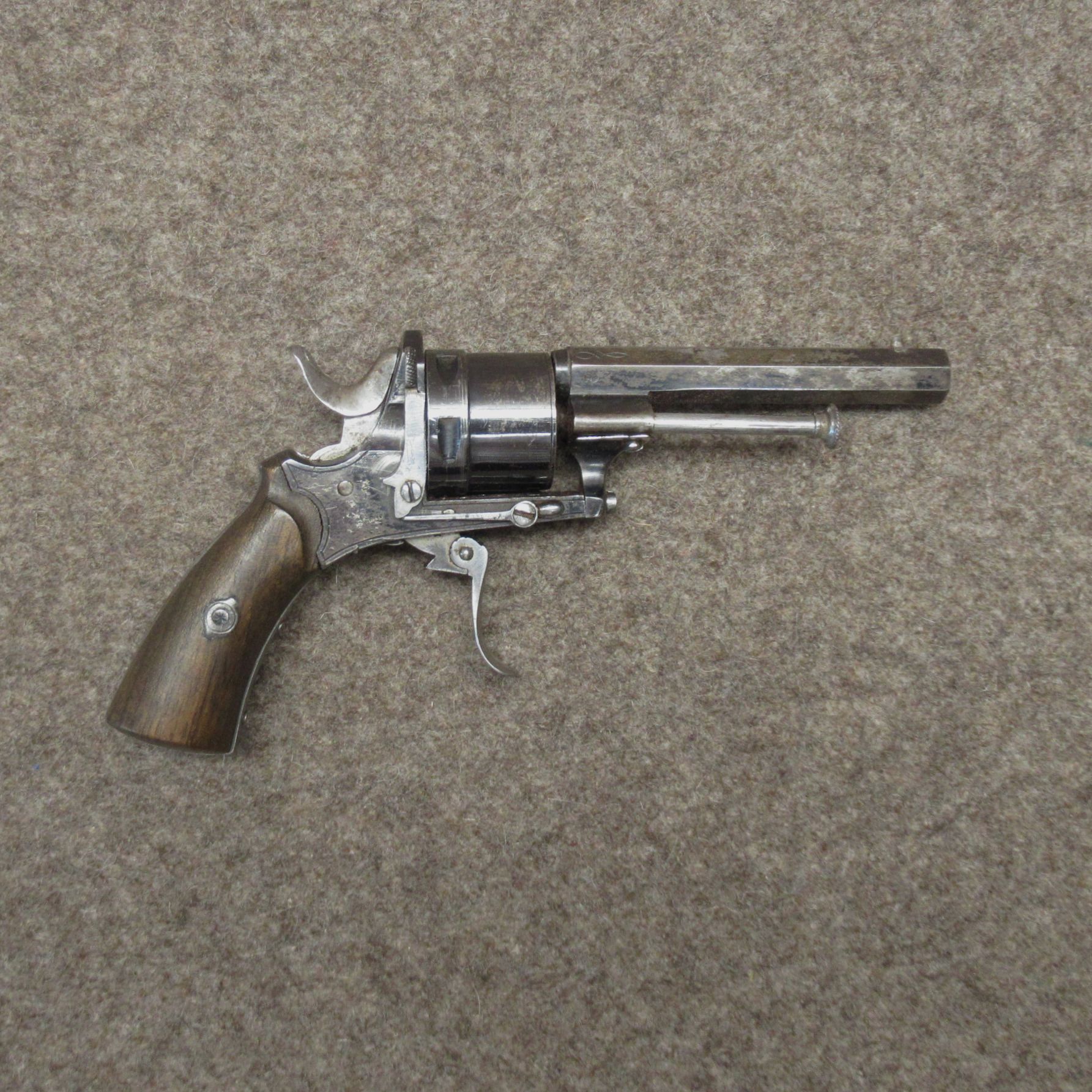 Belgischer handgefertigter Revolver Kal. .320, Bild 1 von 3