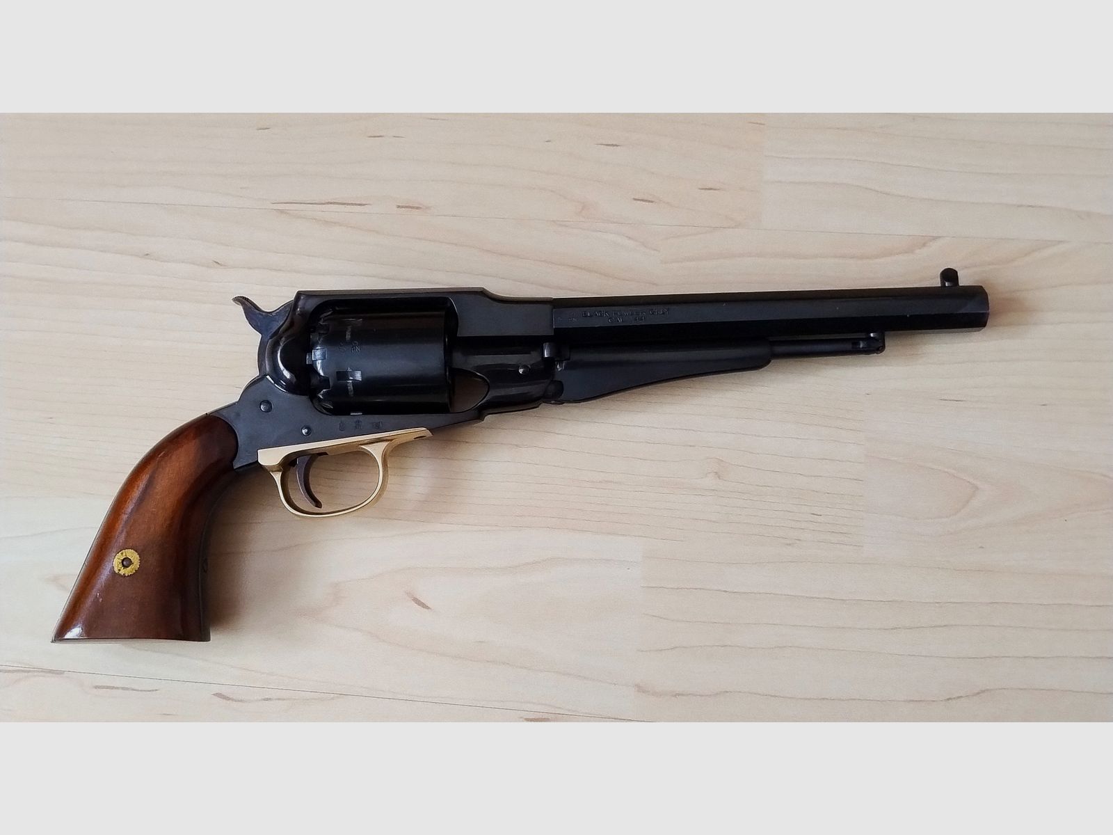 Perkussions-Revolver Hege-Uberti  Remington New Army Kaliber .44