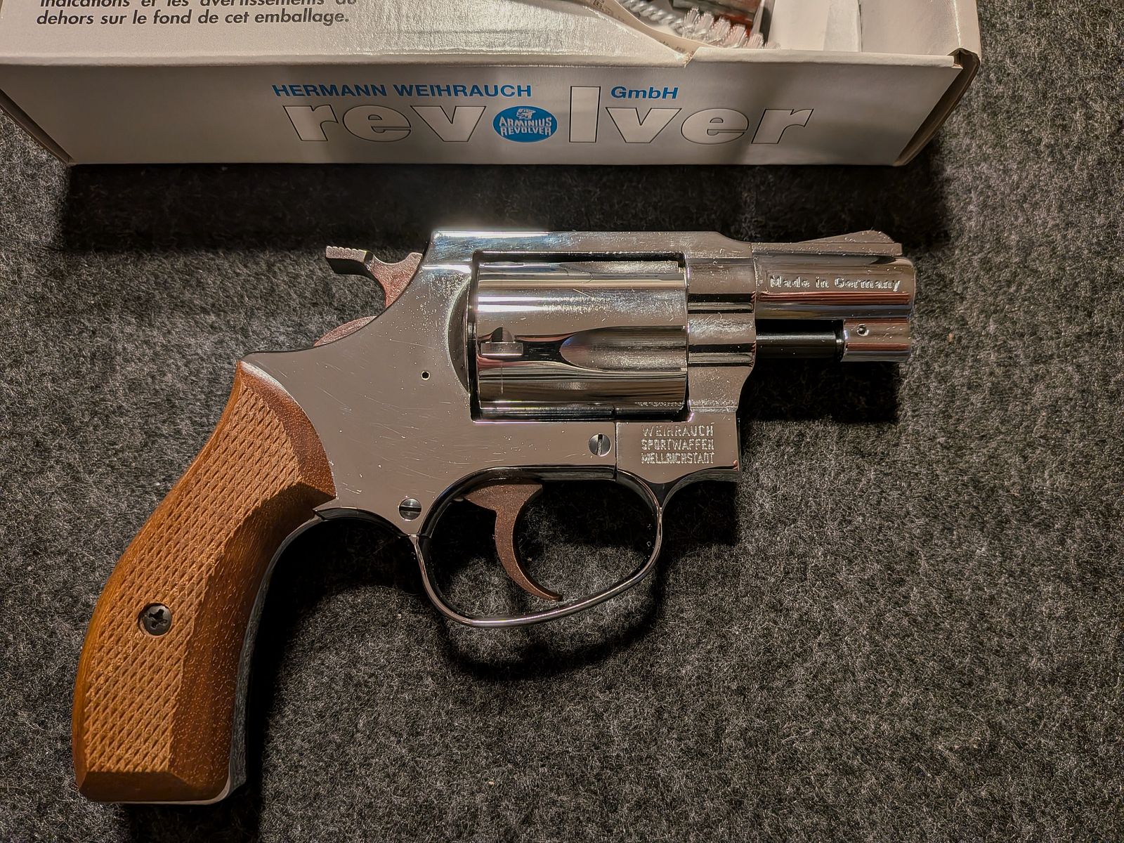 Weihrauch HW 37 Chrom PTB779 Kal.9mm R.Knall + Nowy + Rewolwer strzelający ostrzegawczo