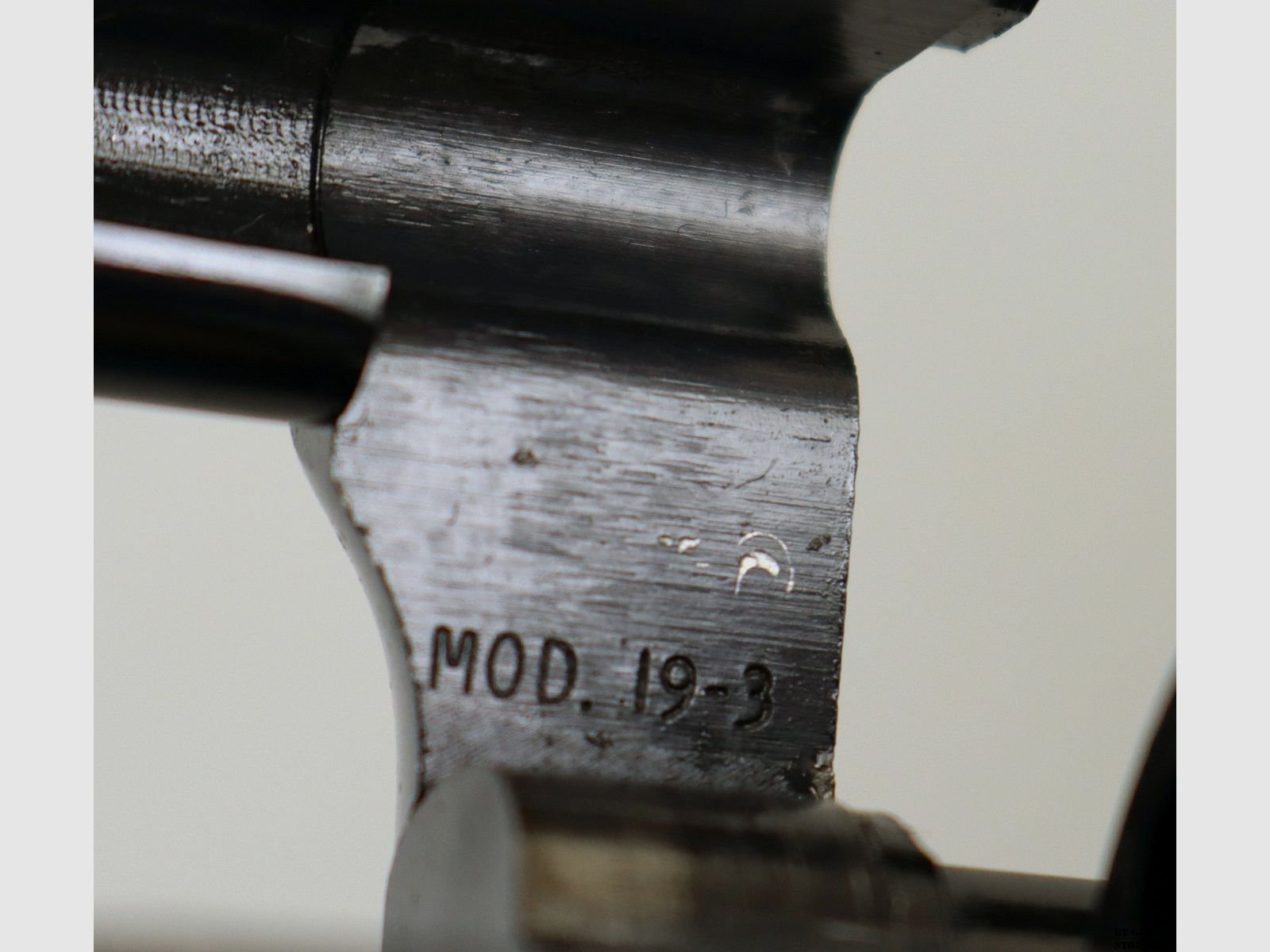 Rewolwer Smith & Wesson mod. 19-3 kal. 357 mag. matr. 10K6479, zdjęcie 9 z 11
