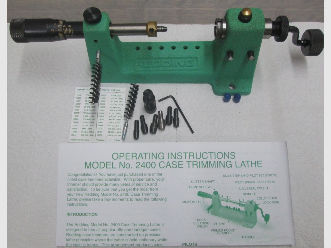 Redding 2400 Match trimmer per cartucce con micrometro          Modello n. 2400 macchina per lavorazione delle cartucce