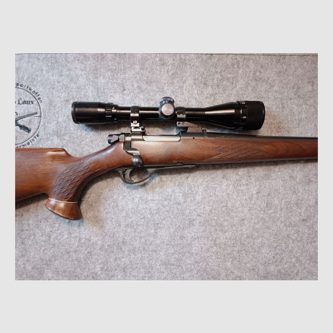 Remington Arms Mod. Mohawk - 600 mit ZF Bushnell 4-12x40 Stutzen