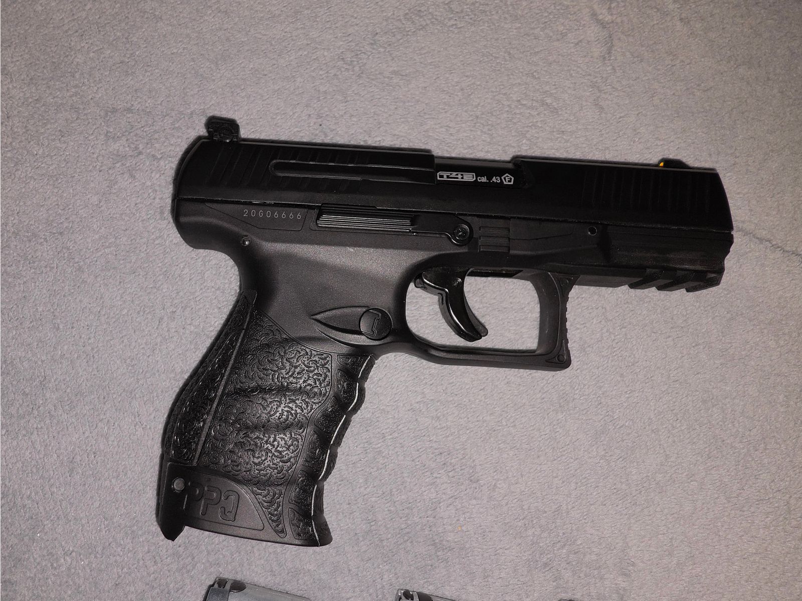 Walther PPQ T4E cal. 43 inkl. 3 Magazine - Top Zustand