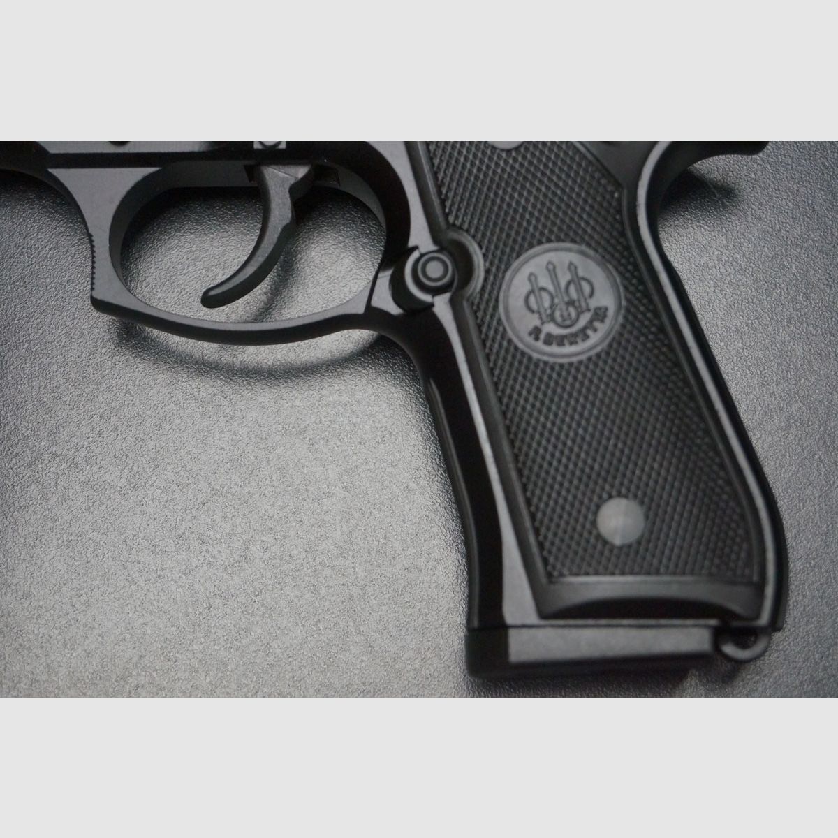 Beretta 92FS używany, zdjęcie 5 z 6