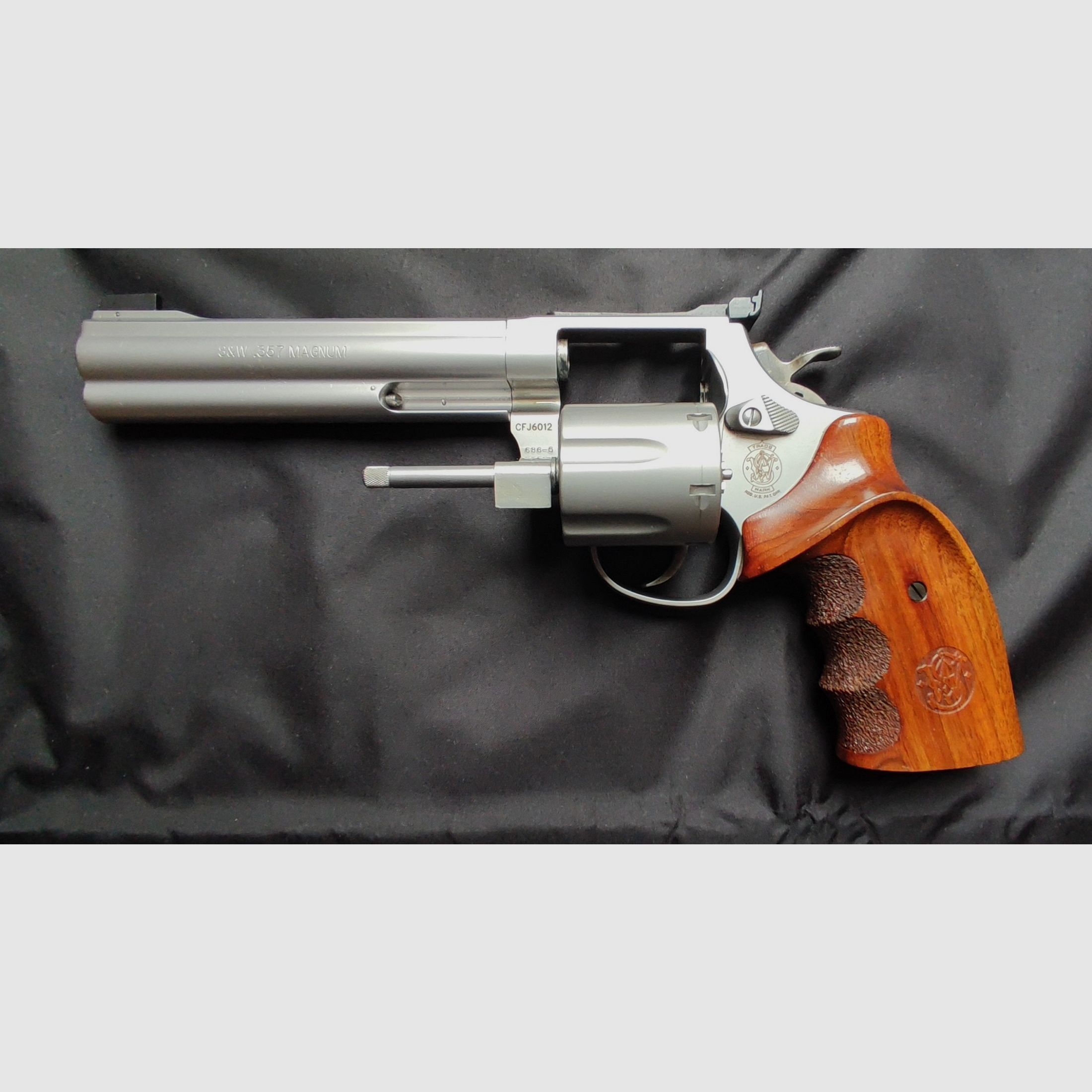 Smith & Wesson (S&W) 686 Target Champion .357 Mag. Revolver Edelstahl