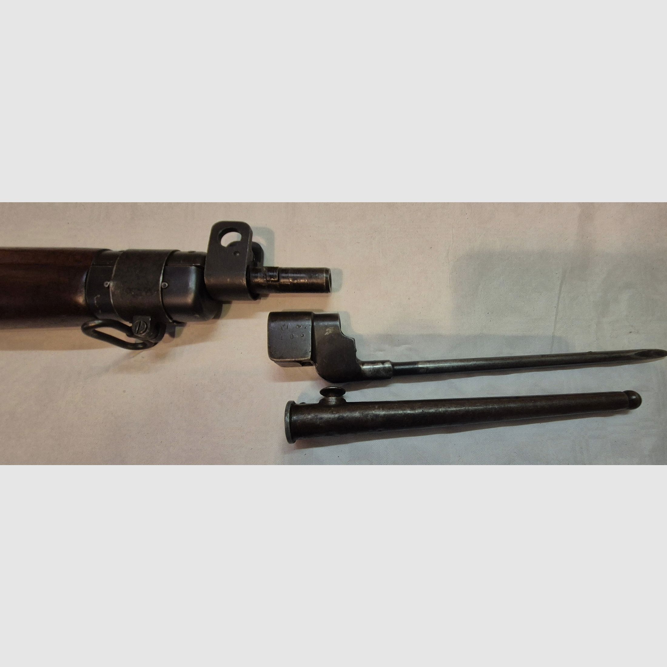 Lee Enfield No. 4 Mk. 1 *, Kaliber .303 Brit., Mehrlader/Repetierer.