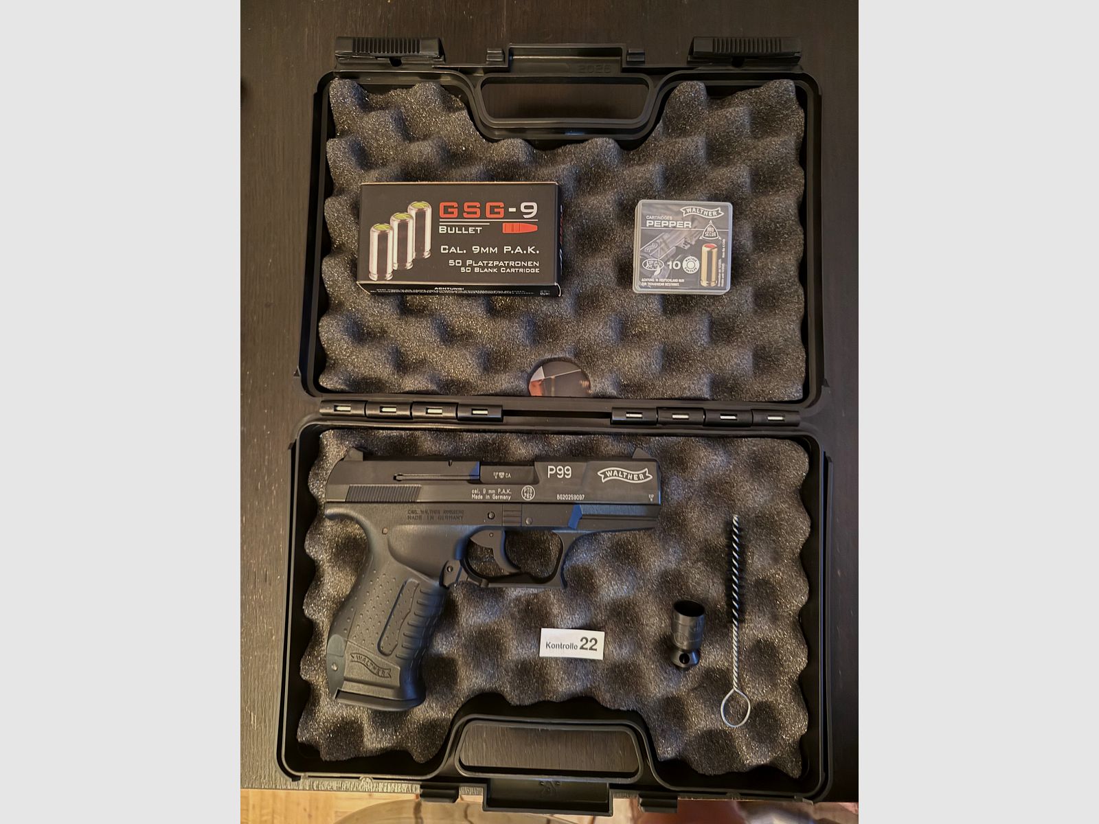Walther P99 9mm P.A.K. con munizione (peperoncino e scoppio)