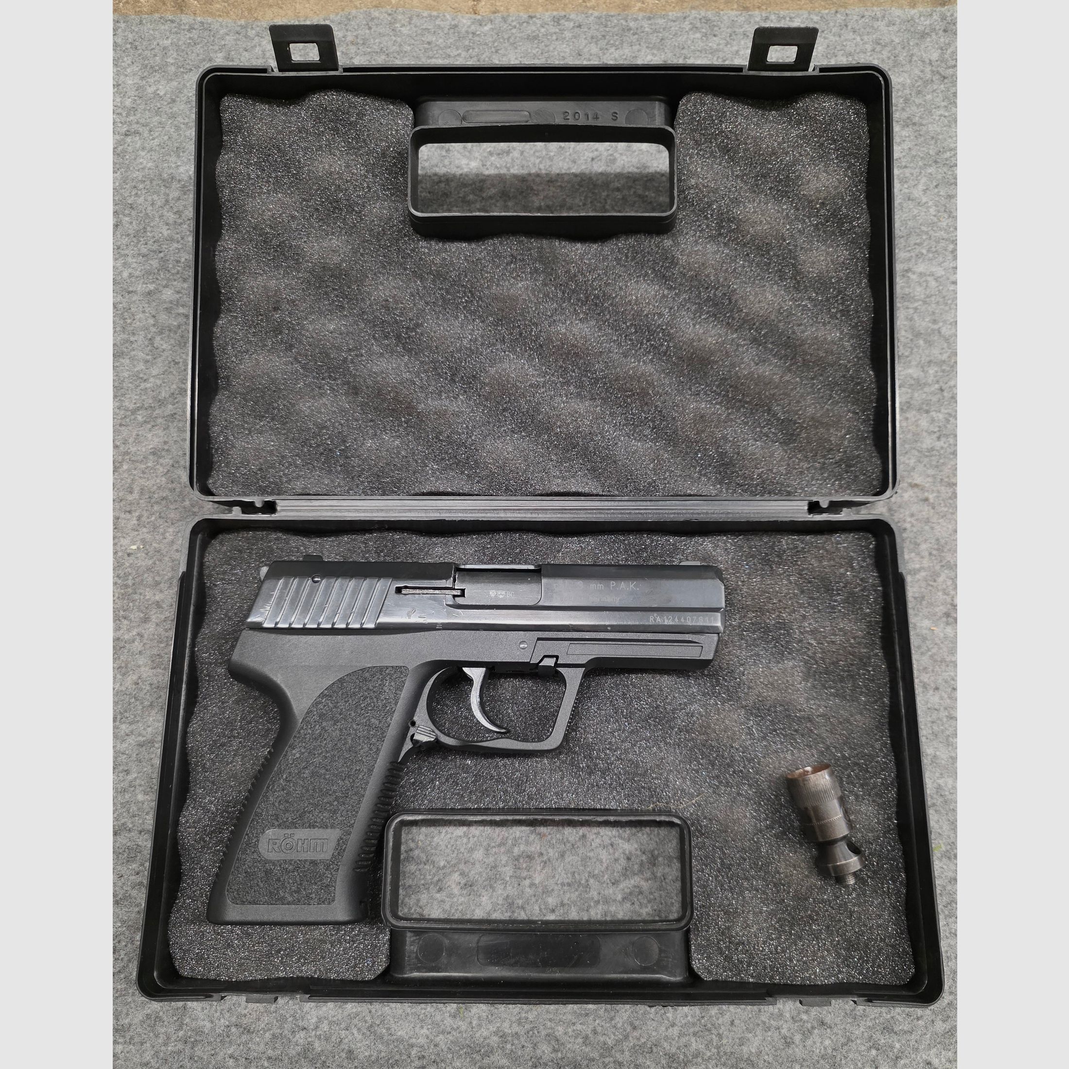 Röhm RG96 im cal.  9mm PAK Schreckschuss SRS