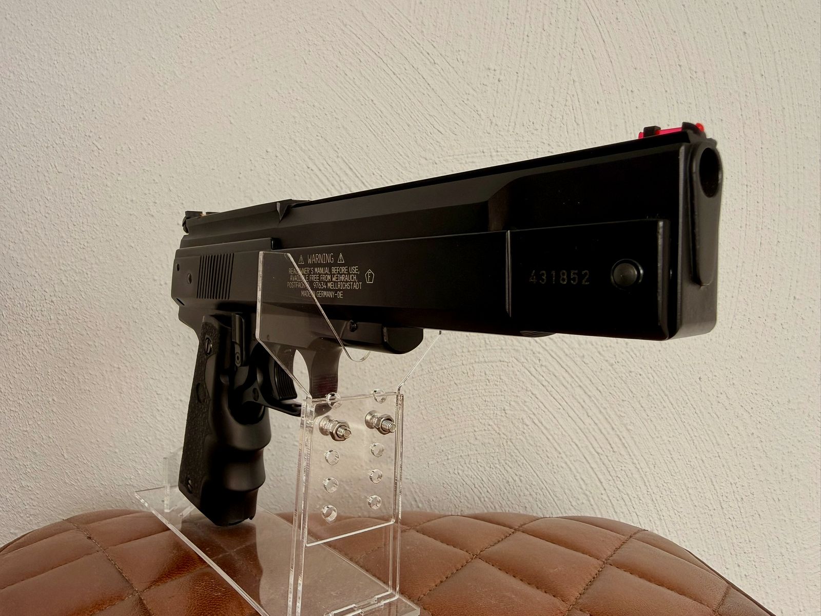 Luftpistole Weihrauch HW45 brüniert 4,5 mm Fiberoptik.