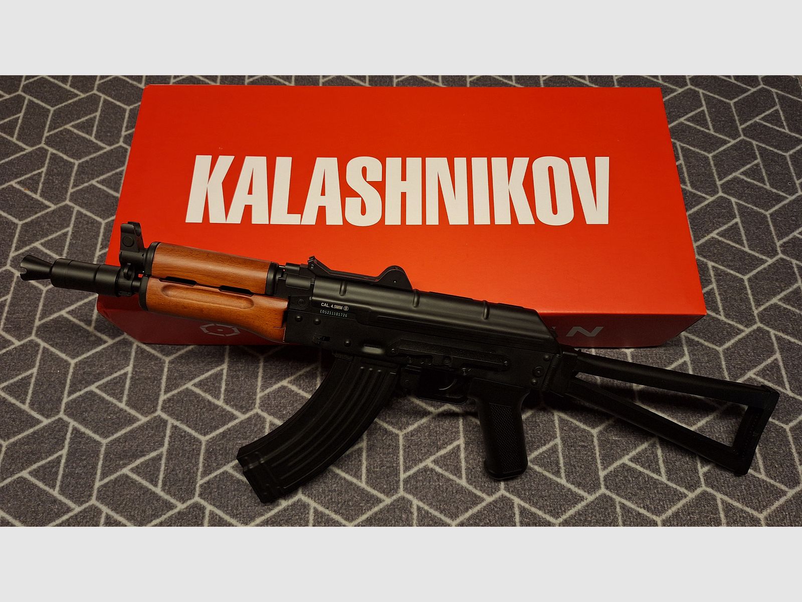 Kalashnikov AKS74U G.S.G. CO2 4,5mm NUEVO!