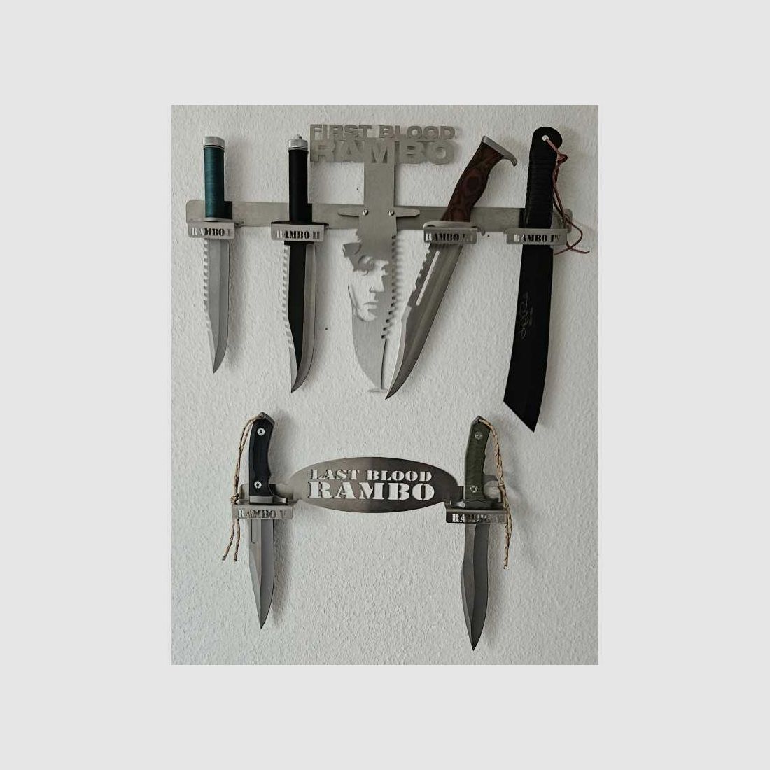 Rambo 1-5 Messer Designer Wandhalter Edelstahl 3D Effekt